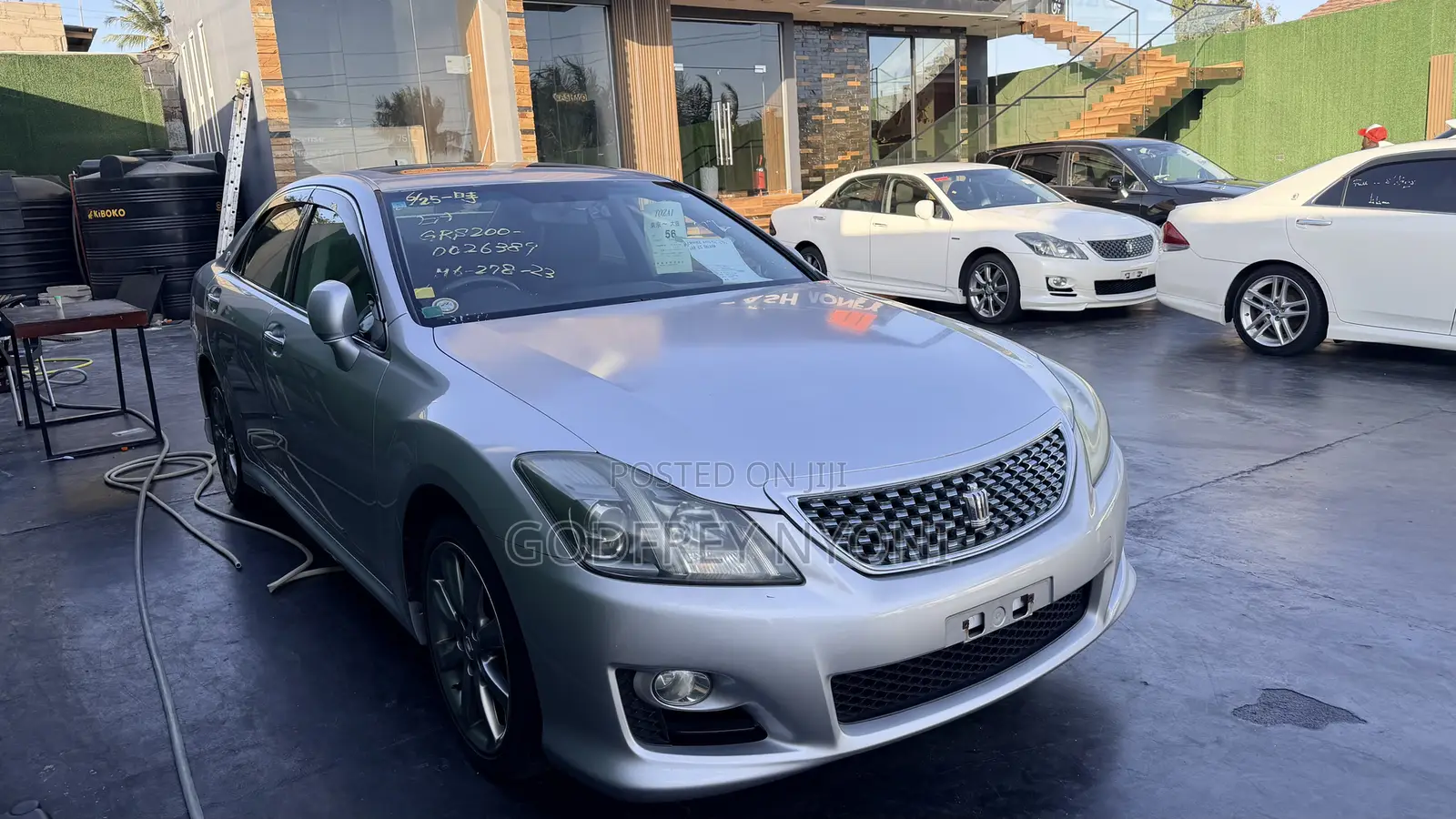 Toyota Crown 2009 Silver