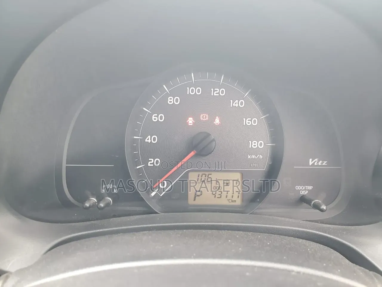 Toyota Vitz 2011 Gray