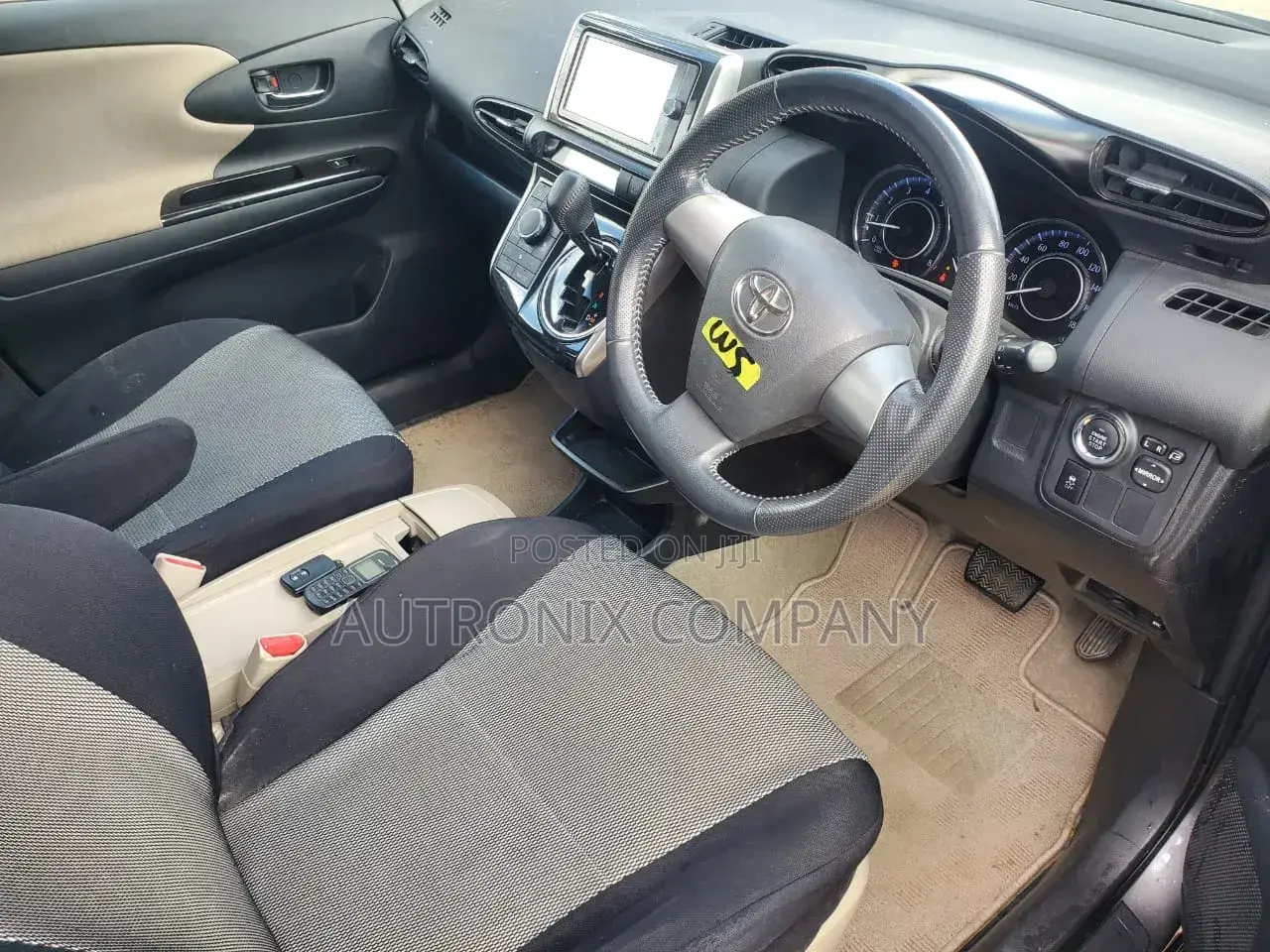 Toyota Wish 2011 Gray