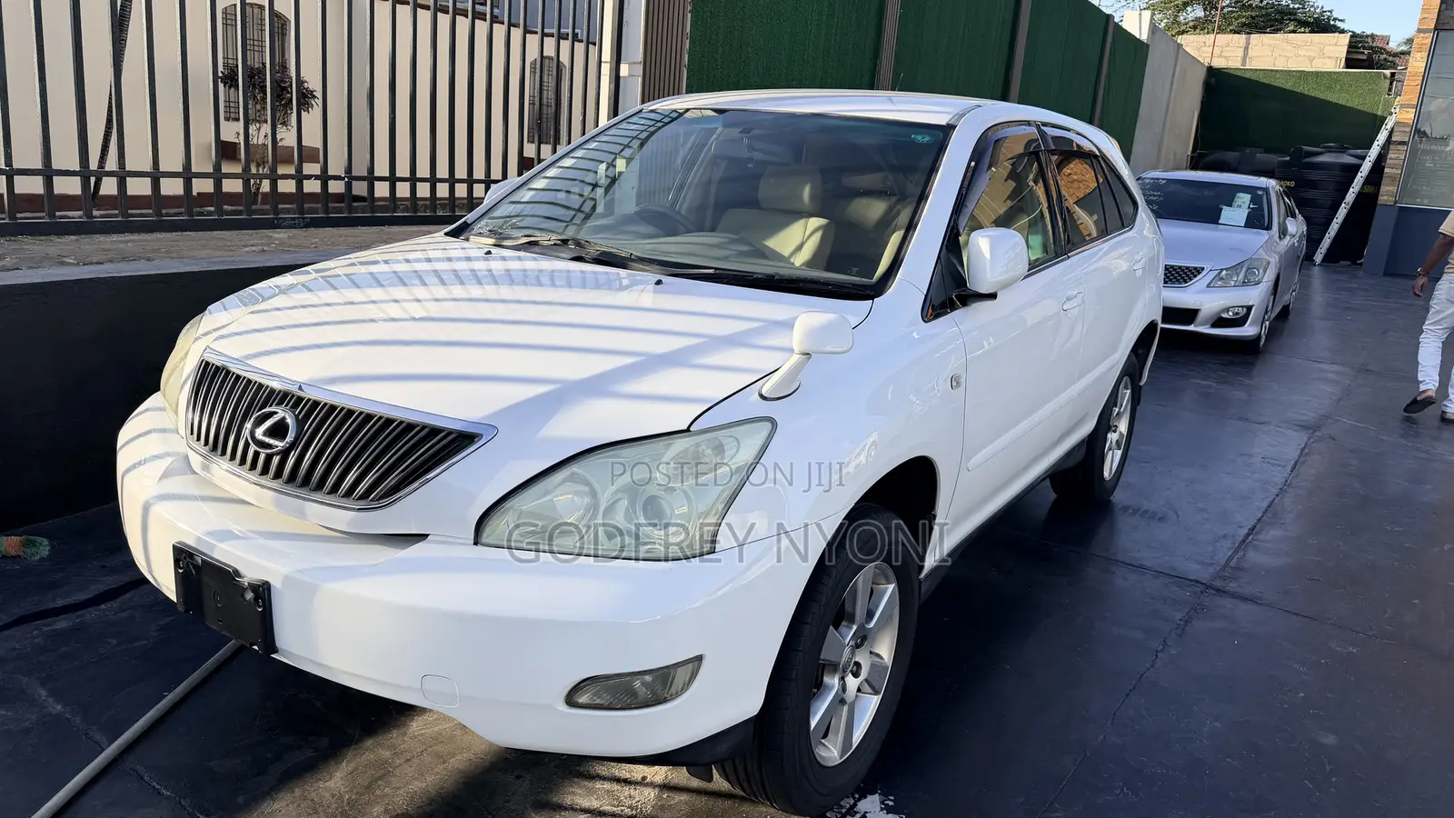 Toyota Harrier 2.4 2006 White