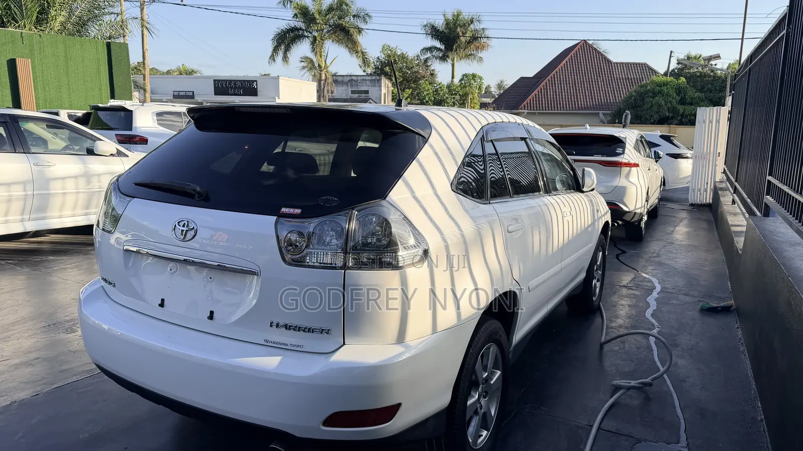 Toyota Harrier 2.4 2006 White