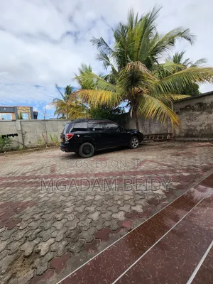 Subaru Forester 2010 Black