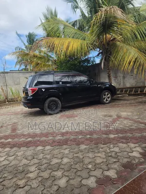 Subaru Forester 2010 Black