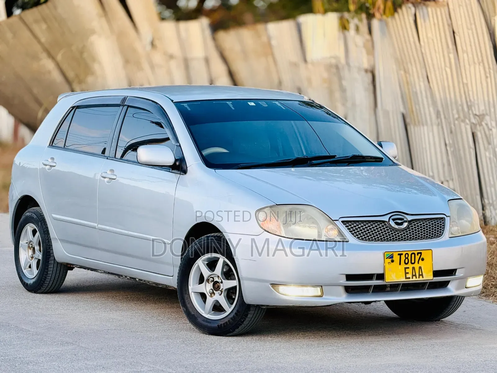Toyota Corolla RunX 2002 Silver