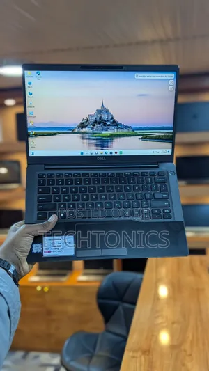 Laptop Dell Latitude 7400 8GB Intel Core i7 SSD 256GB