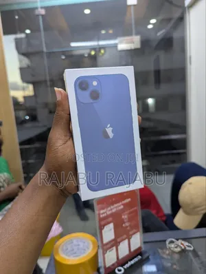 New Apple iPhone 13 128 GB Blue