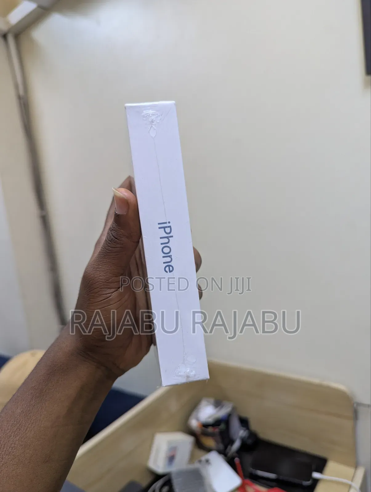 New Apple iPhone 13 128 GB Blue
