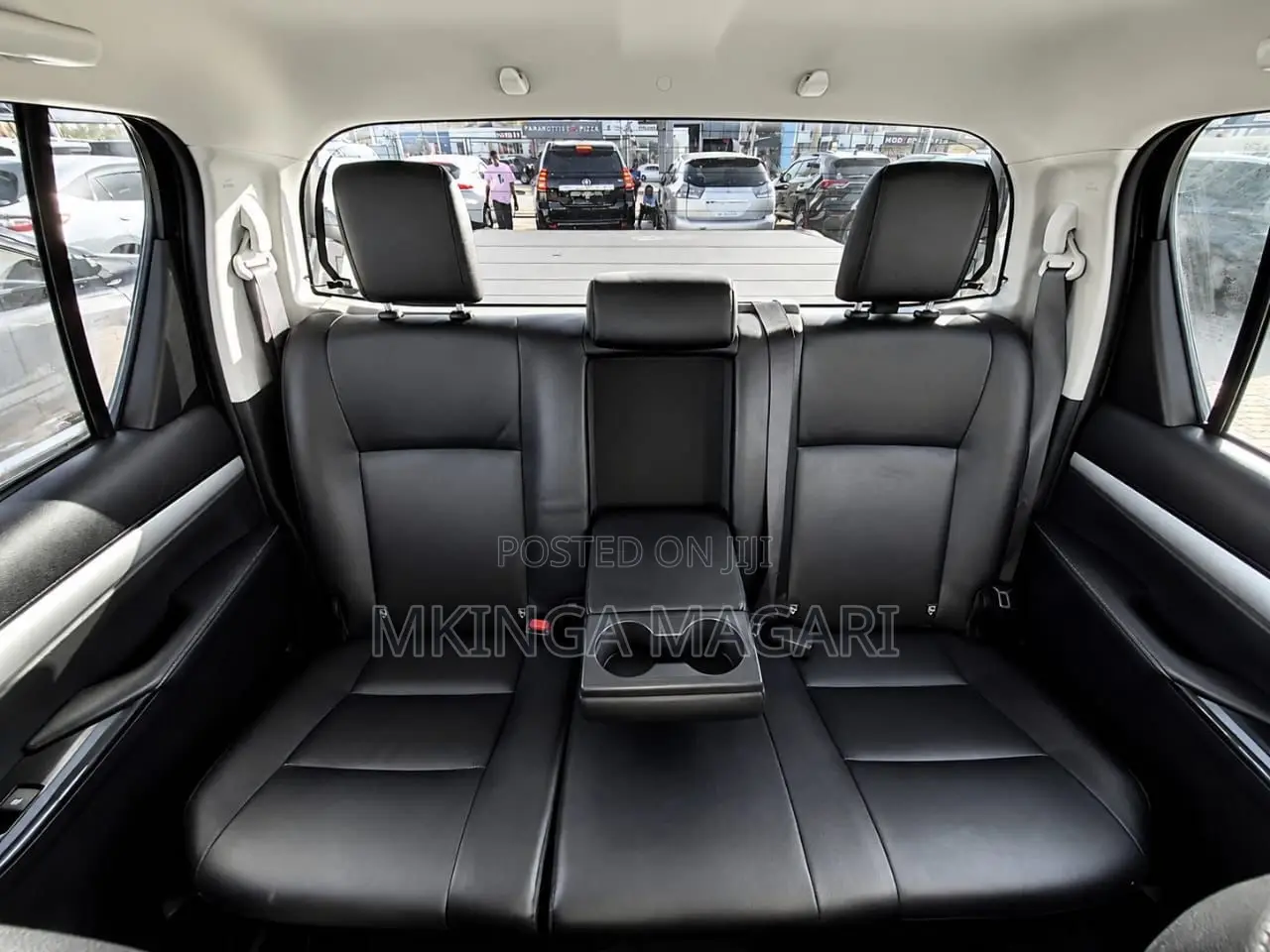 Toyota Hilux 2021 Gray
