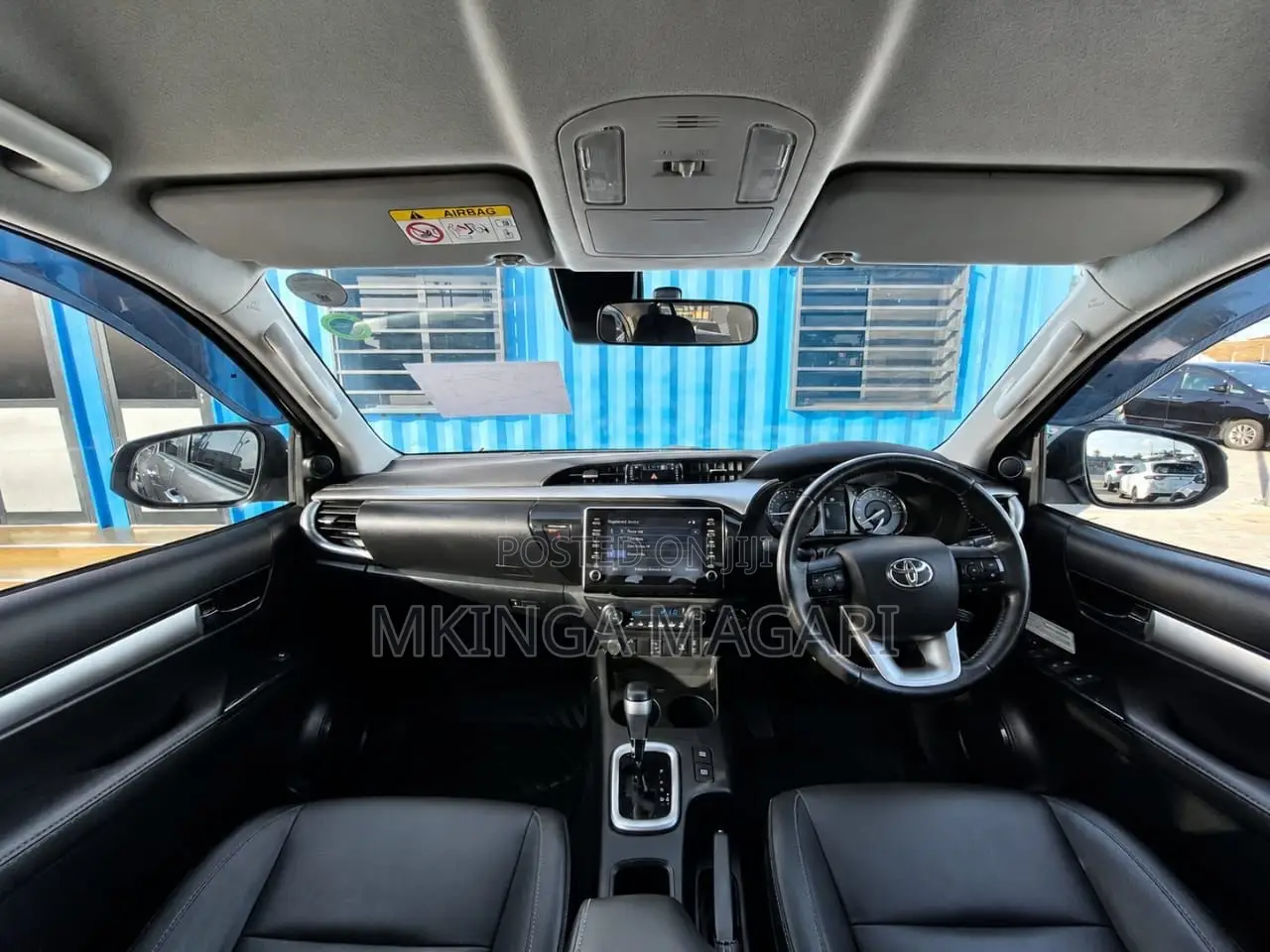 Toyota Hilux 2021 Gray