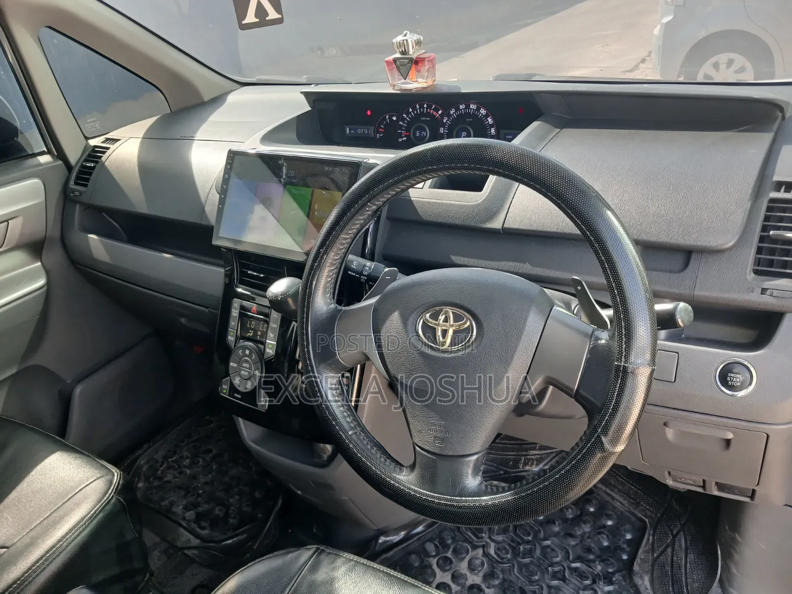 Toyota Noah 2008 Silver