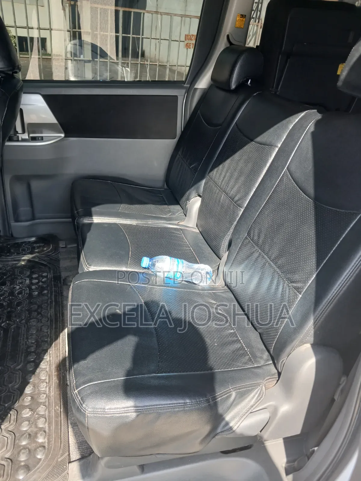 Toyota Noah 2008 Silver