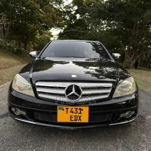 Mercedes-Benz C-Class 2010 Black