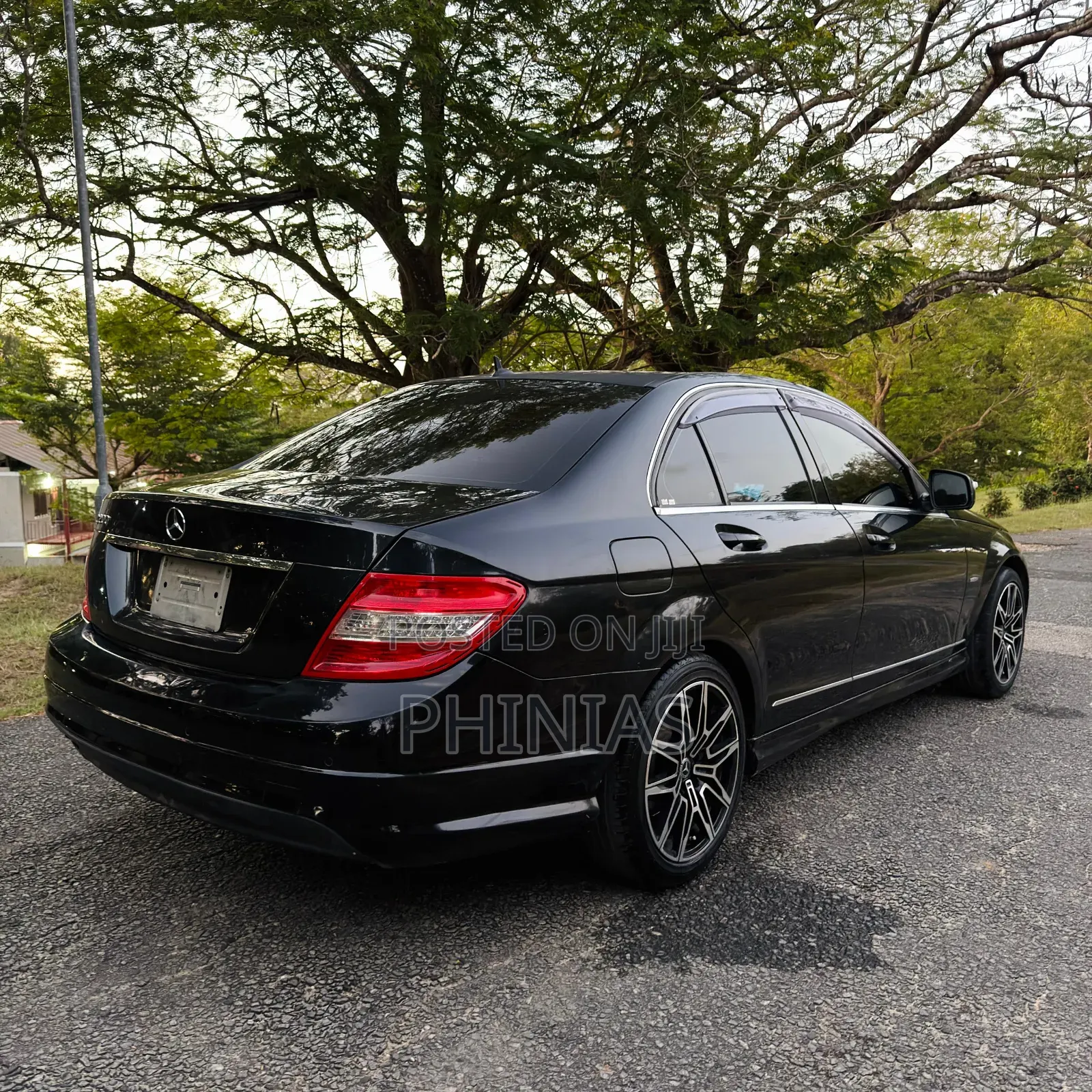 Mercedes-Benz C-Class 2010 Black
