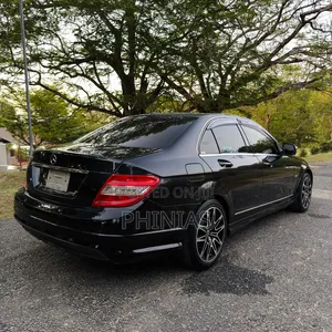 Mercedes-Benz C-Class 2010 Black