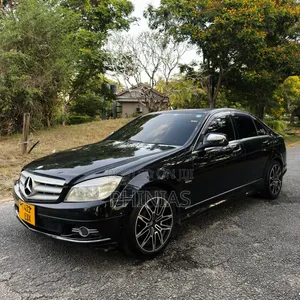 Mercedes-Benz C-Class 2010 Black