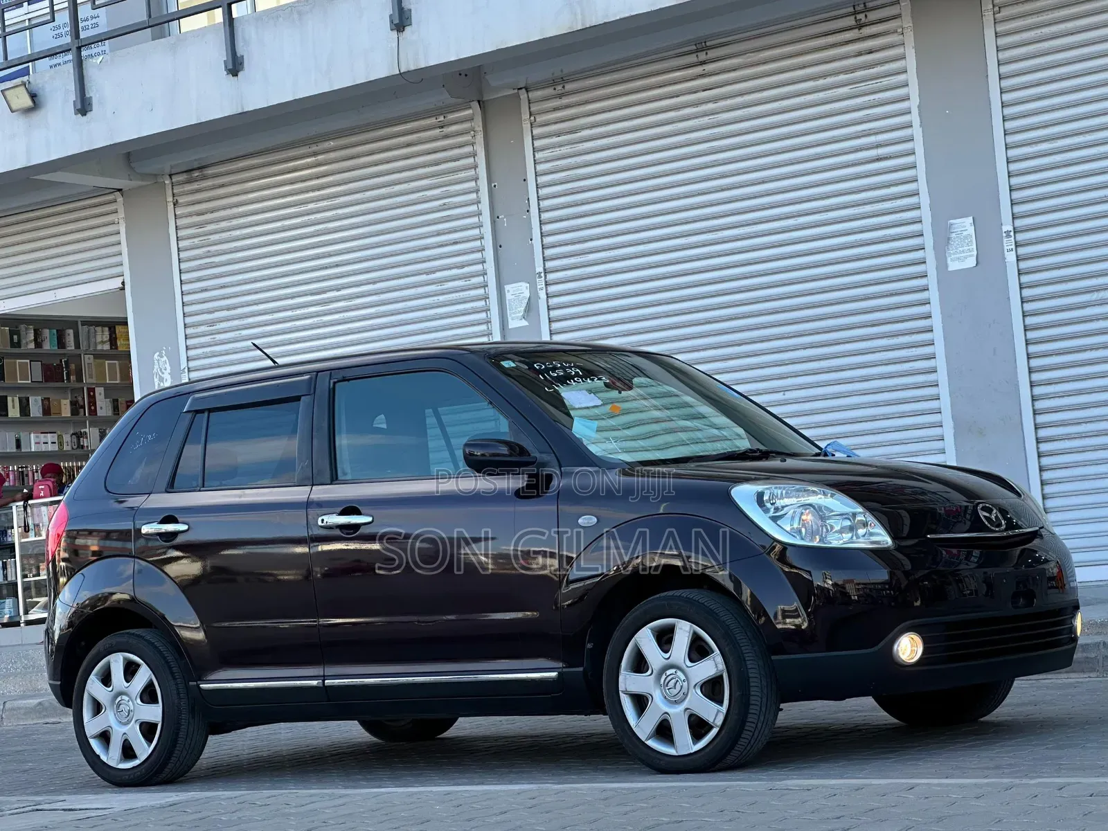 Mazda Verisa 2005 Black