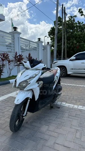 Honda 2015 White