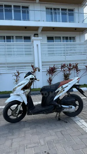 Honda 2015 White