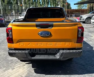 Ford Ranger Wildtrak 2022 Yellow