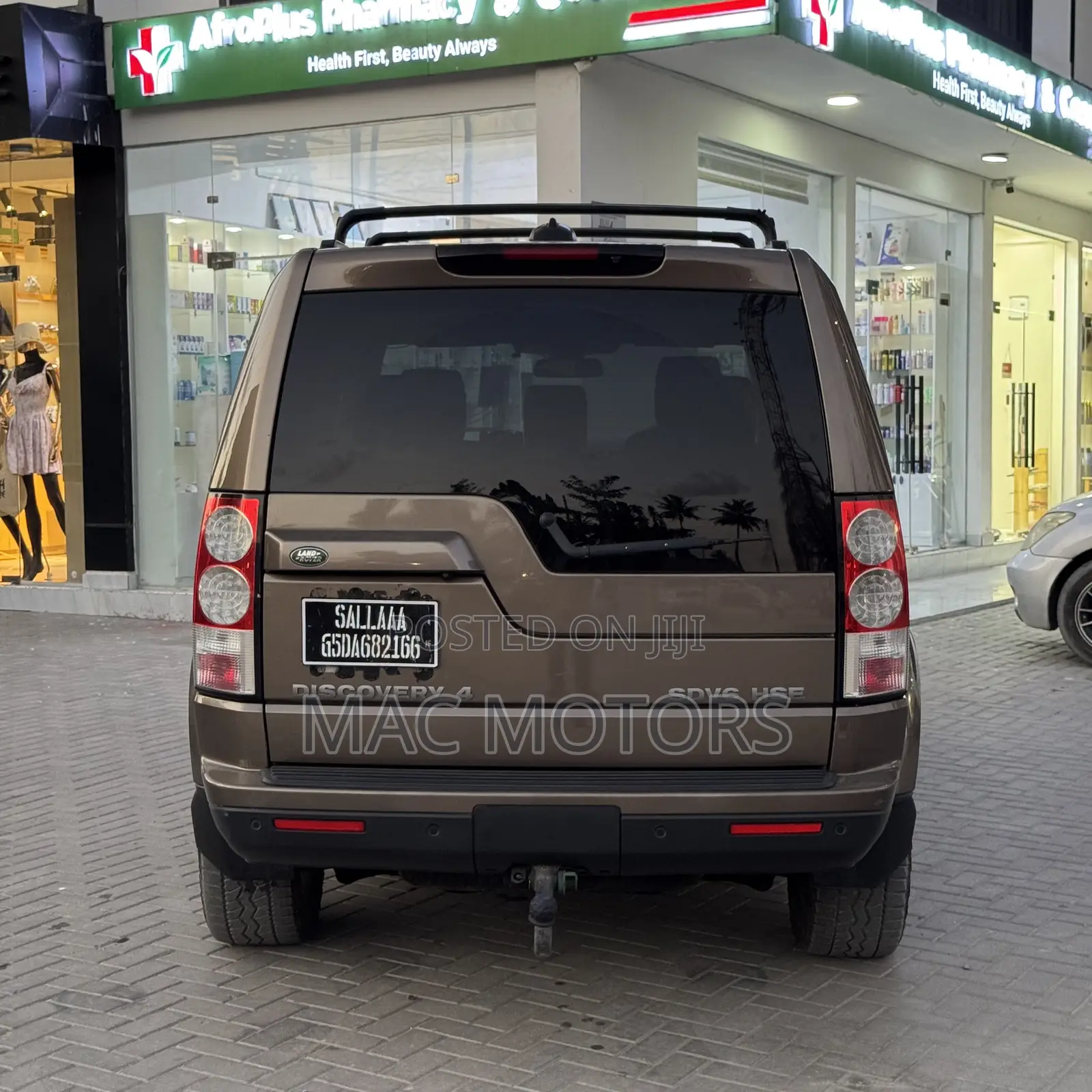 Land Rover Discovery 2013 Gray