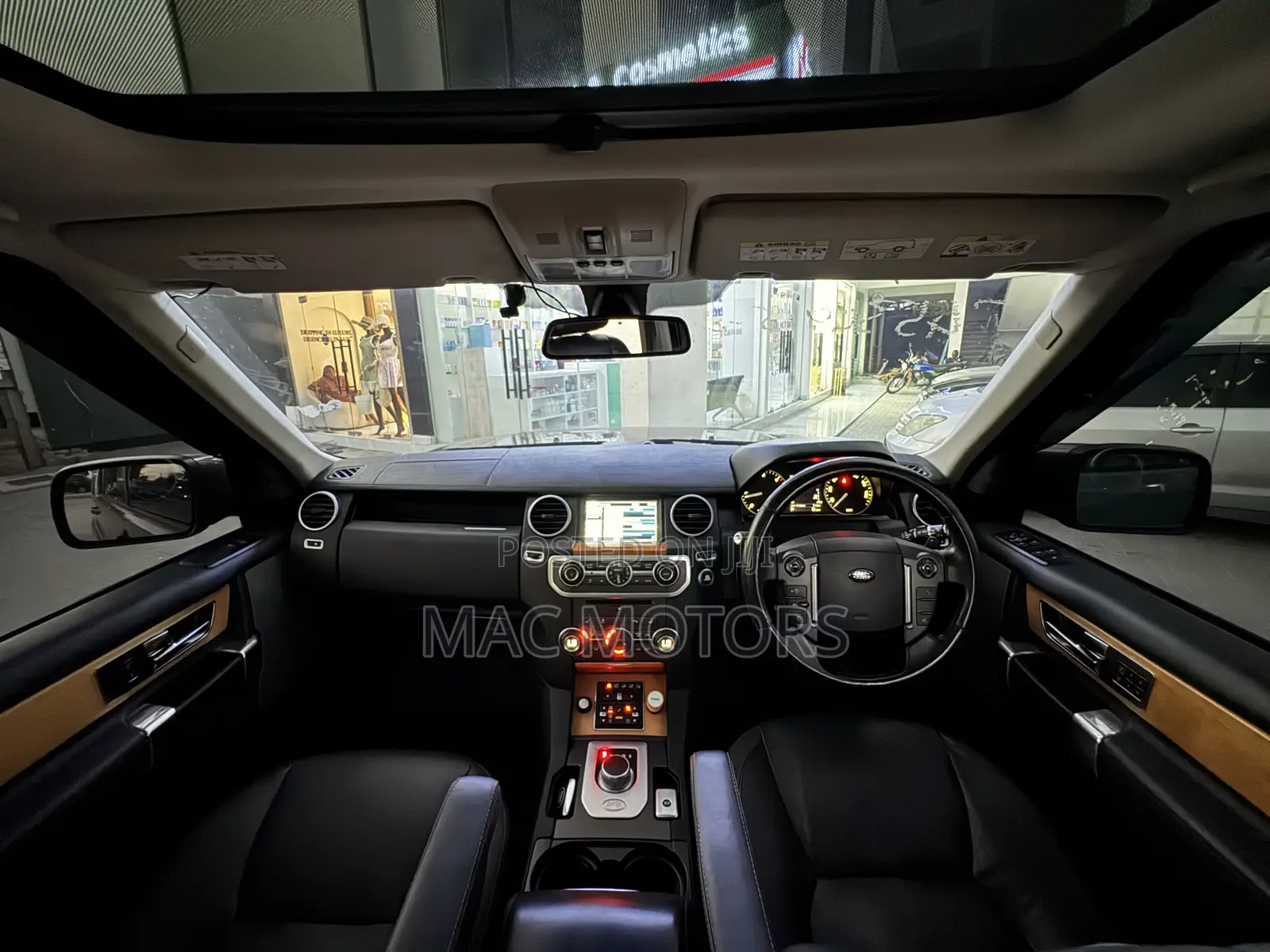 Land Rover Discovery 2013 Gray