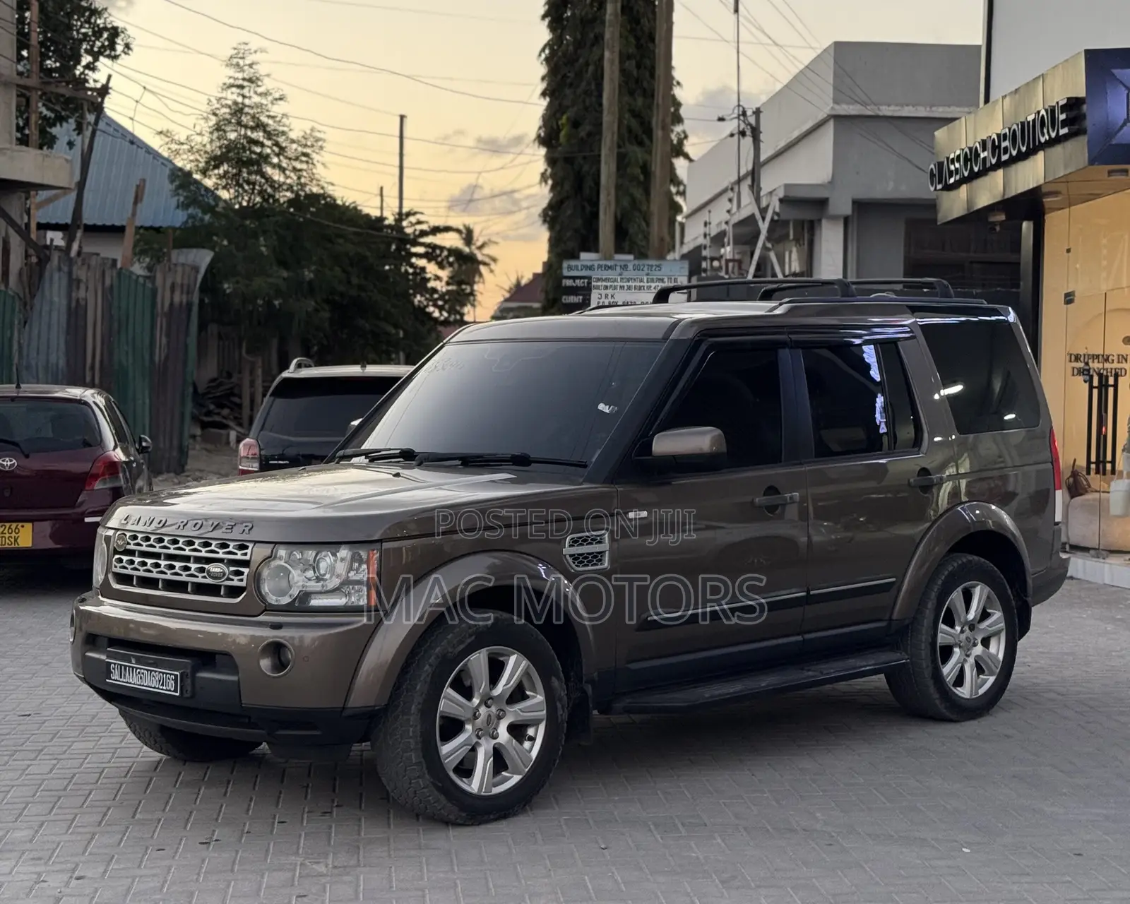 Land Rover Discovery 2013 Gray
