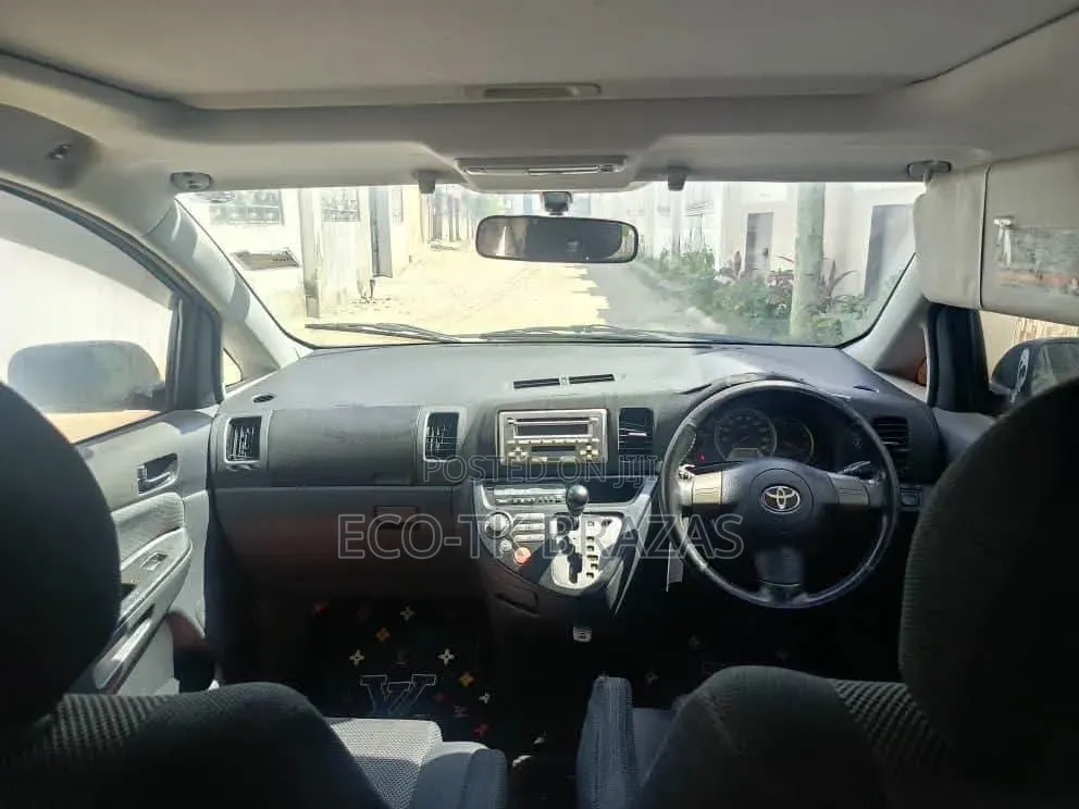 Toyota Wish 2005 Black