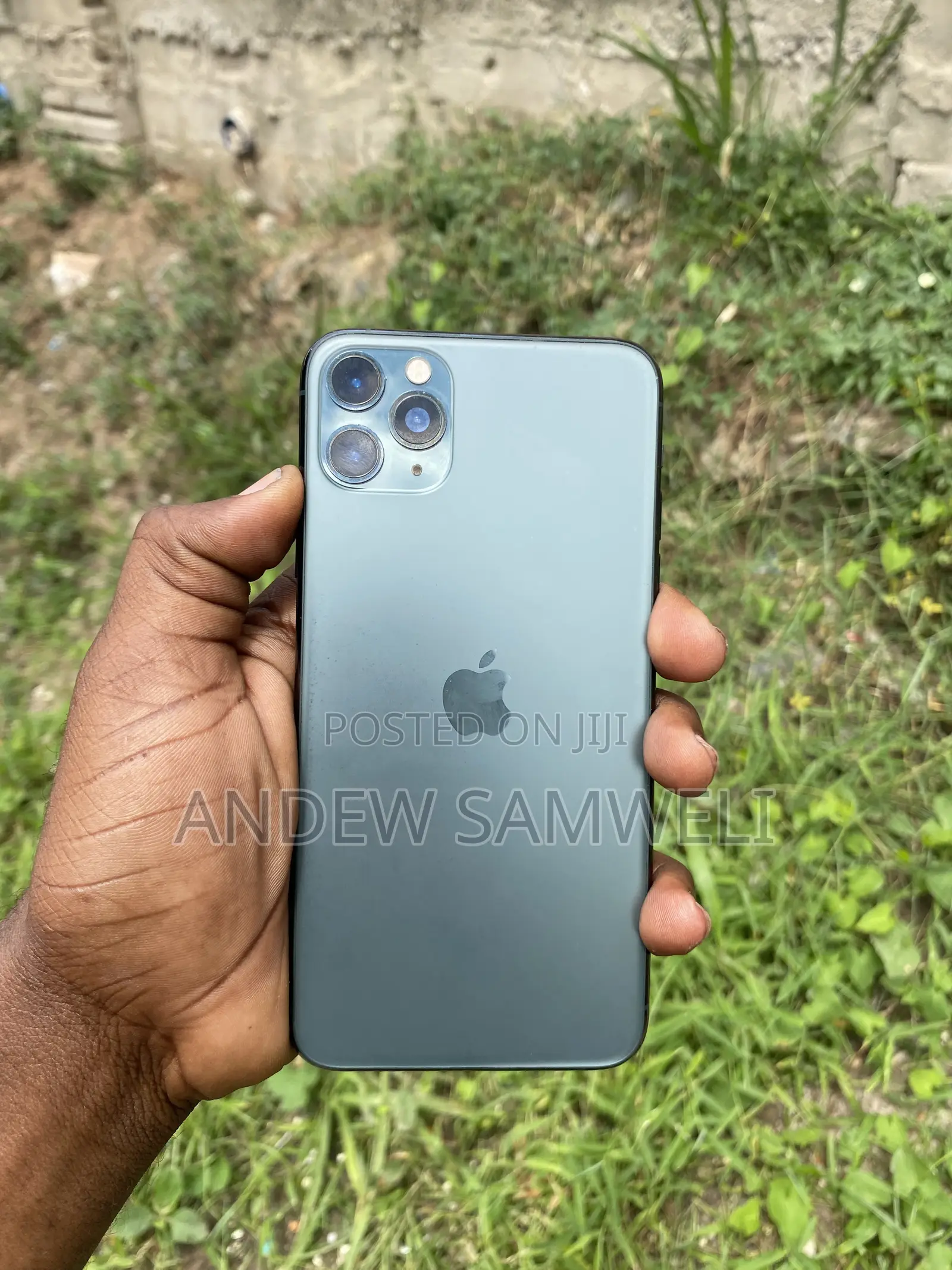 Apple iPhone 11 Pro Max 64 GB Green