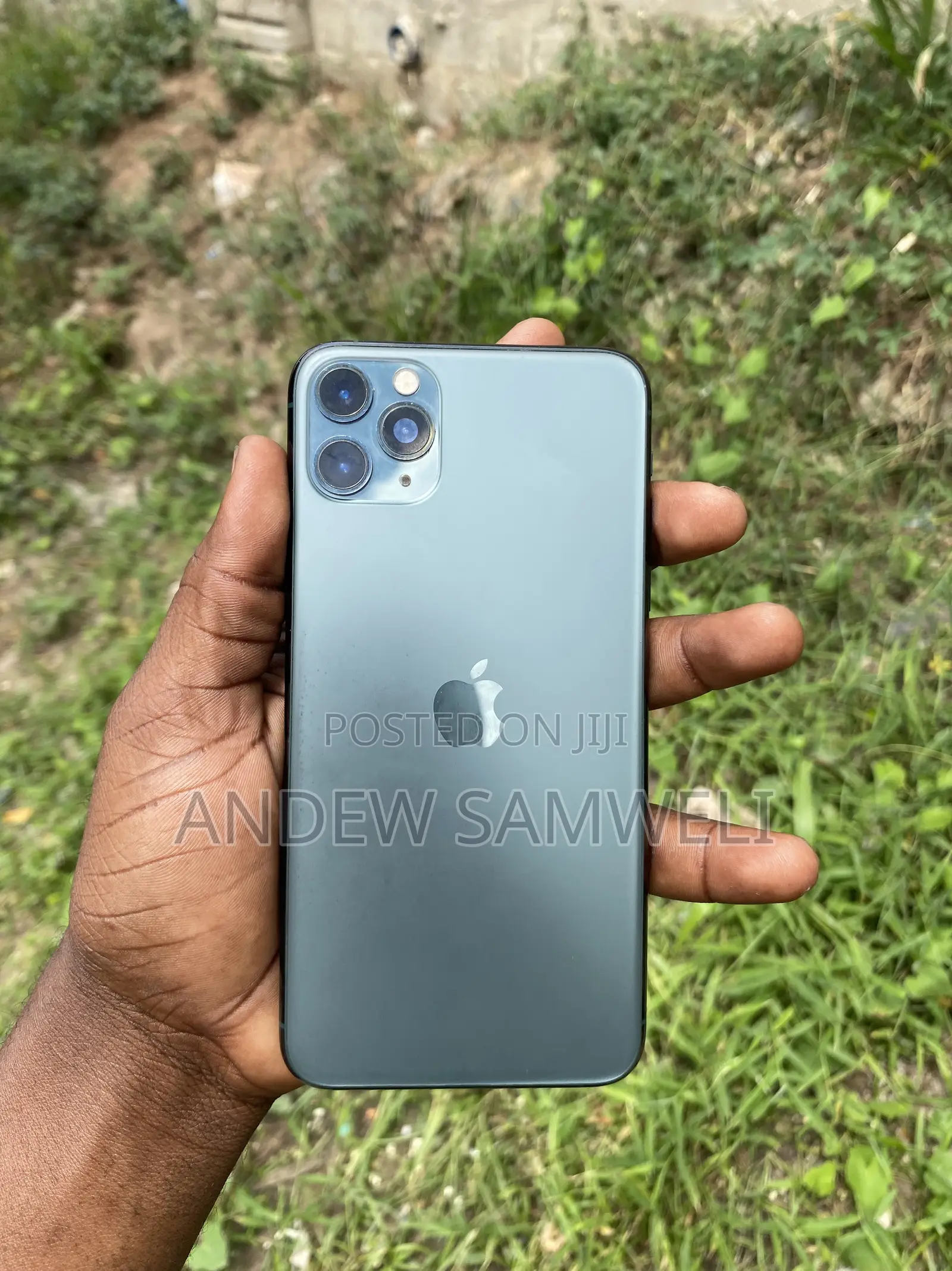 Apple iPhone 11 Pro Max 64 GB Green