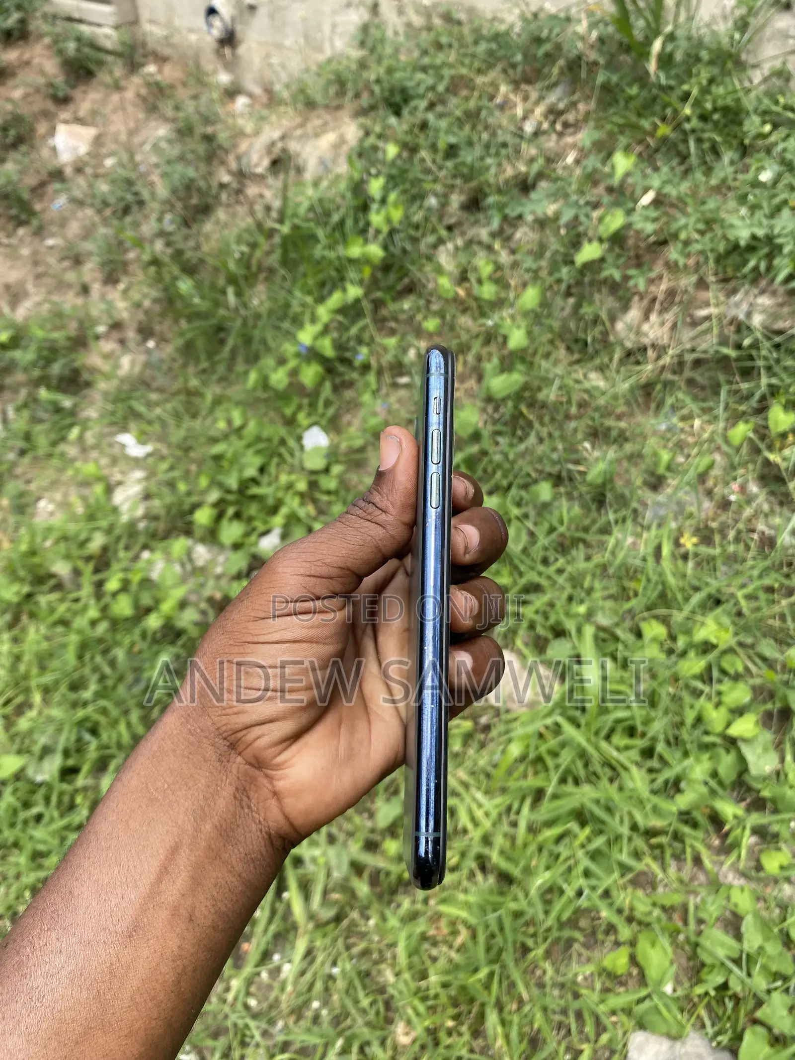 Apple iPhone 11 Pro Max 64 GB Green