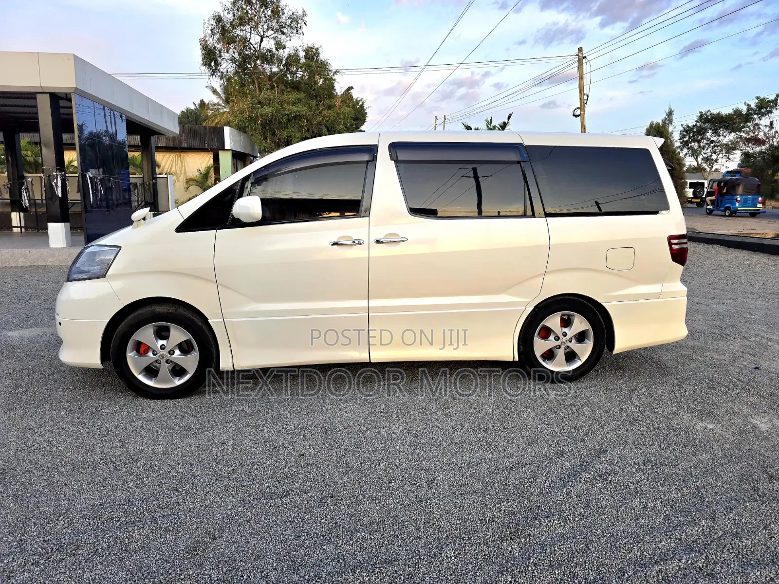 Toyota Alphard 2004 White