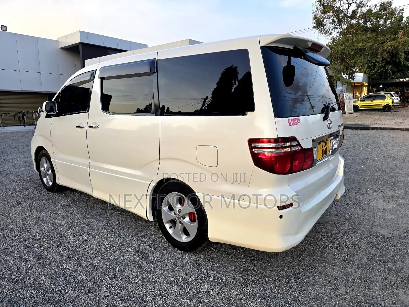 Toyota Alphard 2004 White