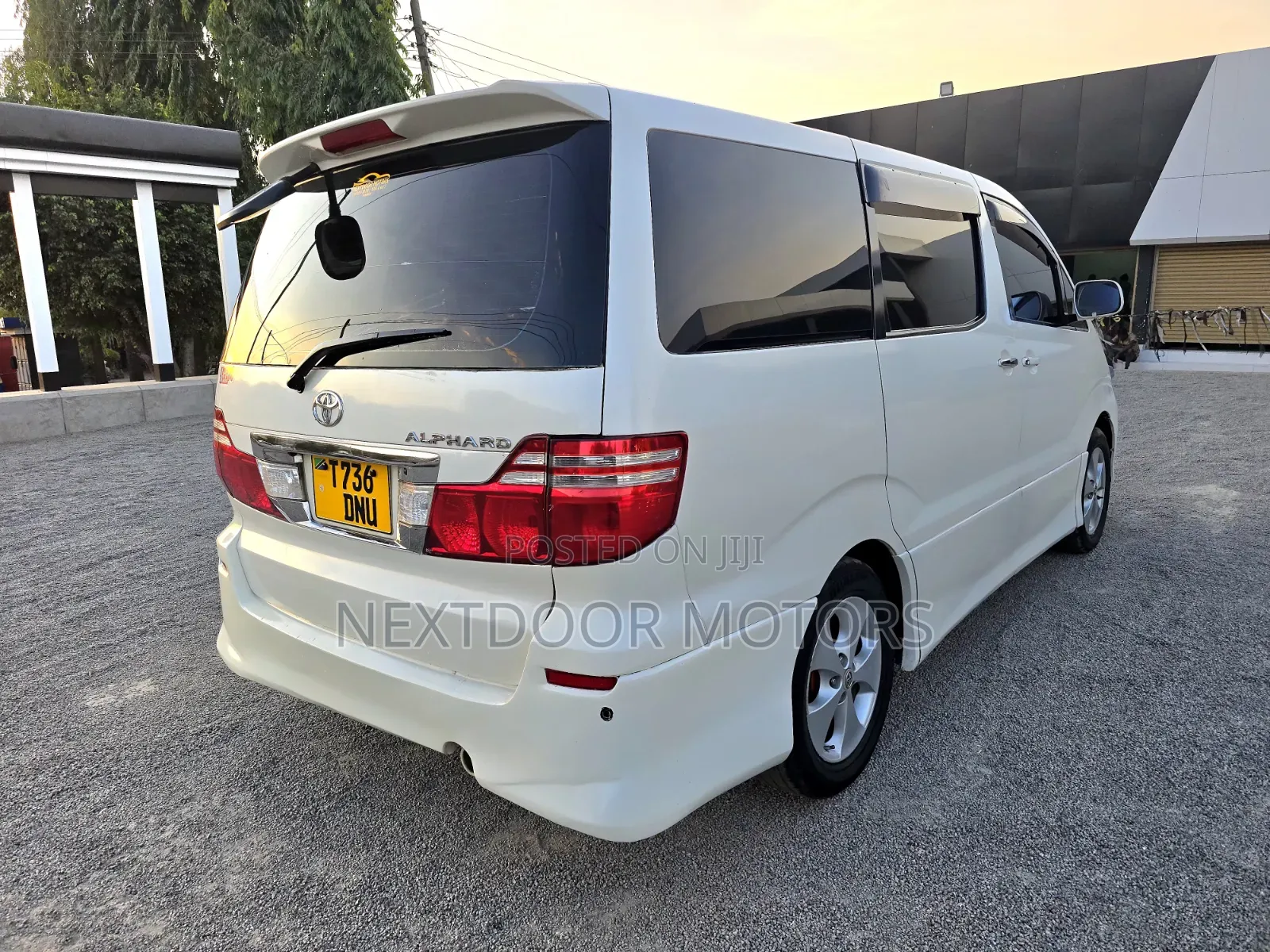 Toyota Alphard 2004 White