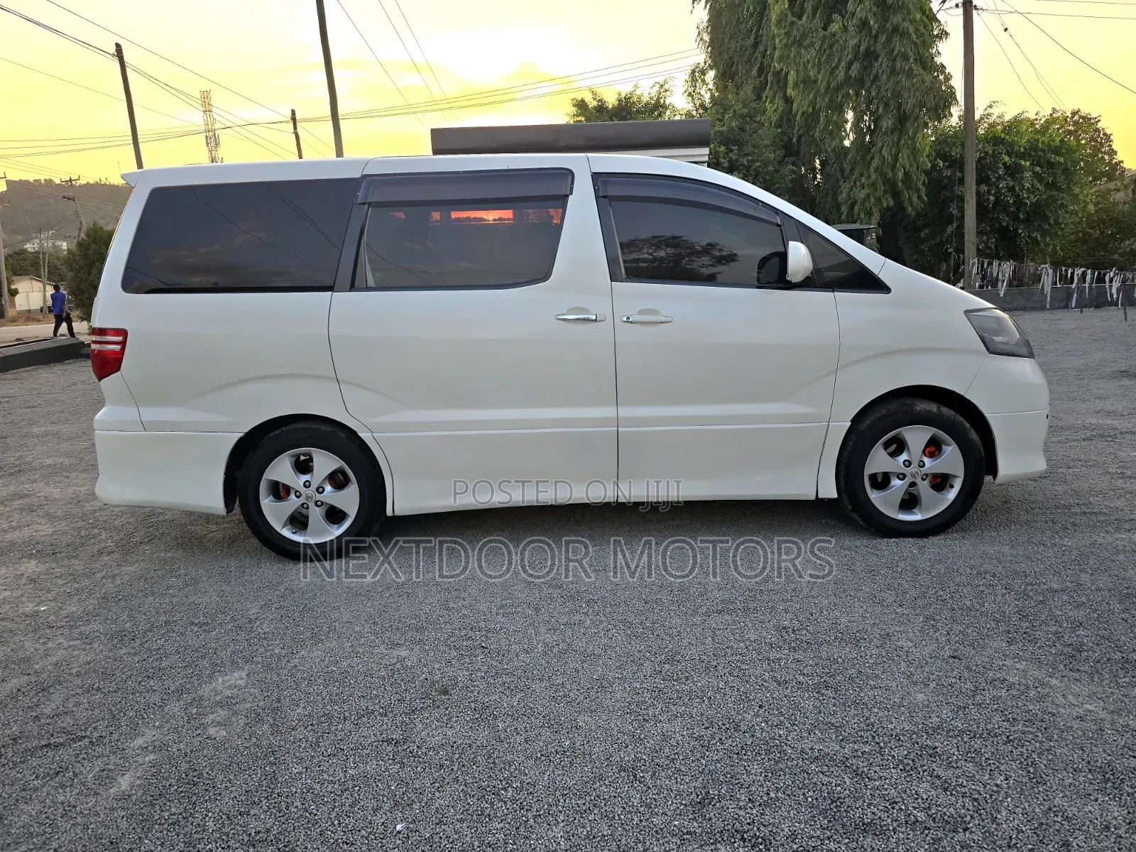 Toyota Alphard 2004 White