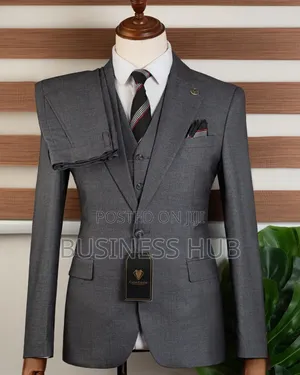 🔥🔥 BRAND FASHION GRAYßSUIT👆👆
