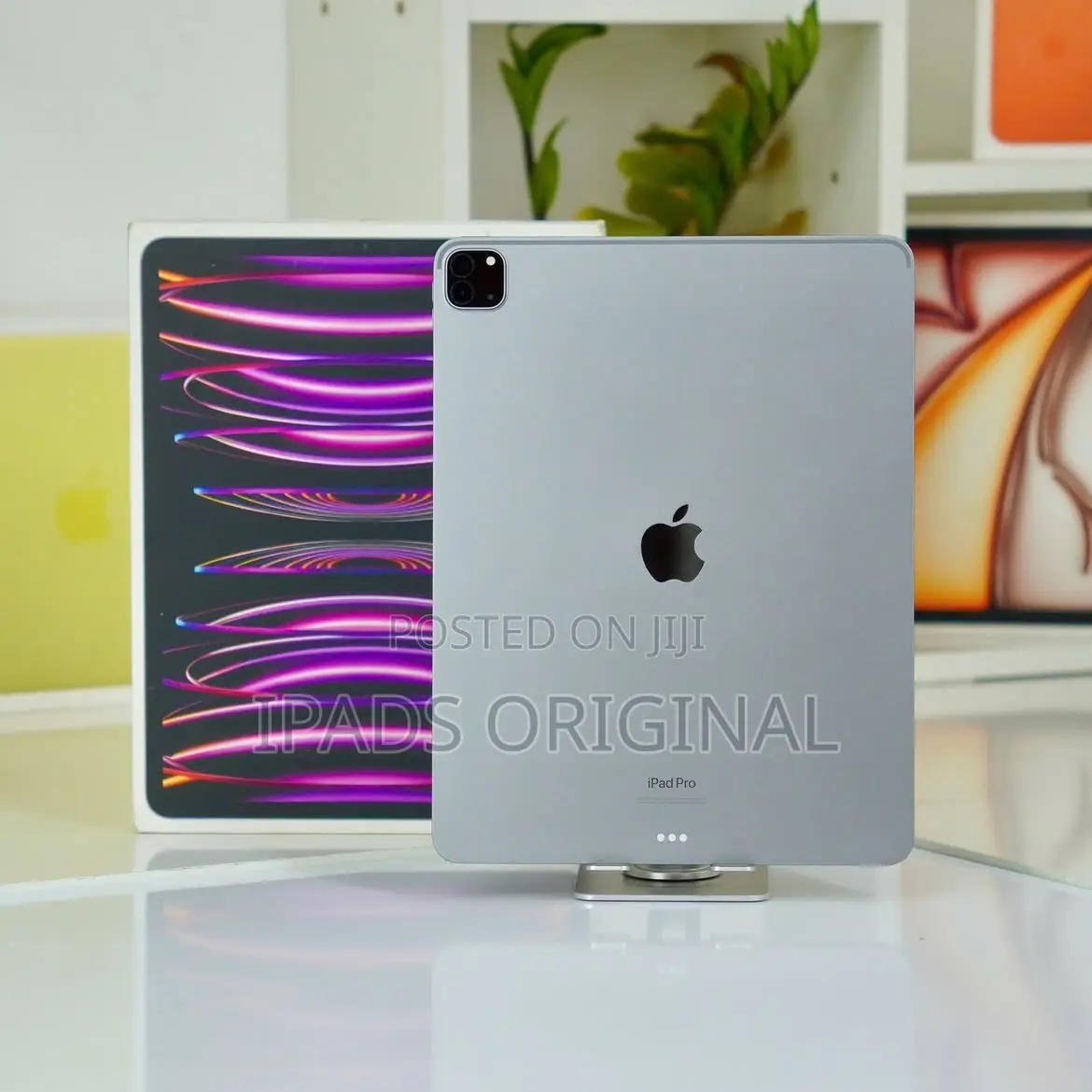 New Apple iPad Pro (2022) 256 GB Gray