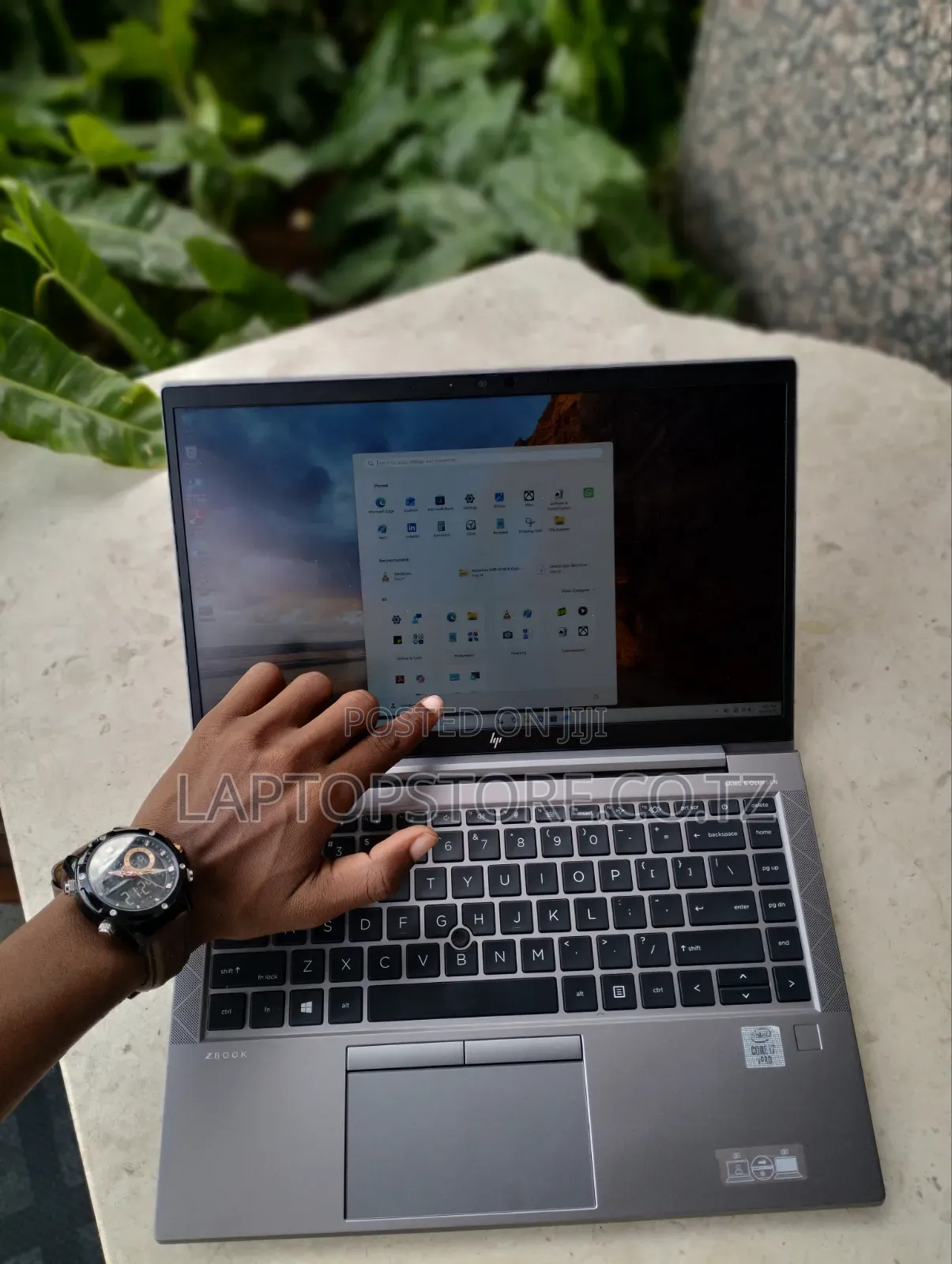 Laptop HP ZBook Firefly G8 32GB Intel Core i7 SSD 1T