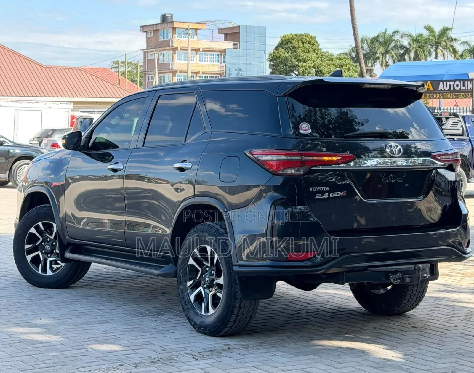 Toyota Fortuner 2018 Black