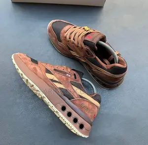 Reebok Classic Sneakers Collection