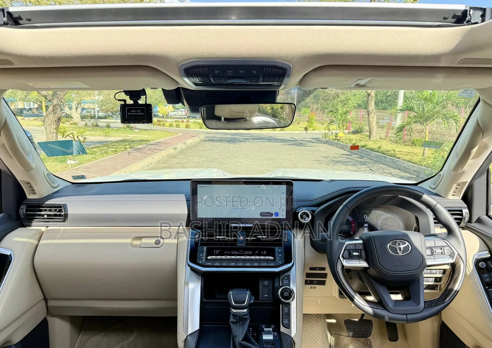 Toyota Land Cruiser LC300 2025 Pearl