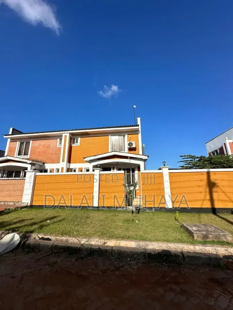 3bdrm Apartment in Beach, Kigamboni for sale