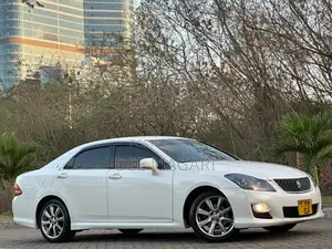 Toyota Crown 2008 White