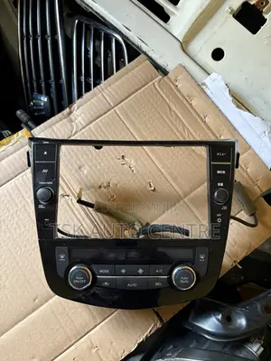 Nissan Xtrail Dashboard Panel