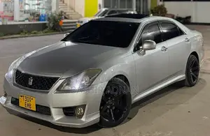 Toyota Crown 2010 Silver