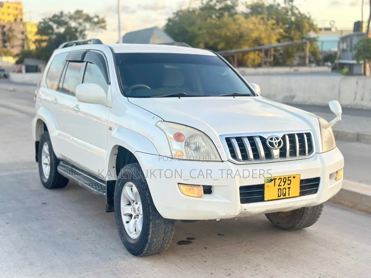 Toyota Land Cruiser Prado 2007 White