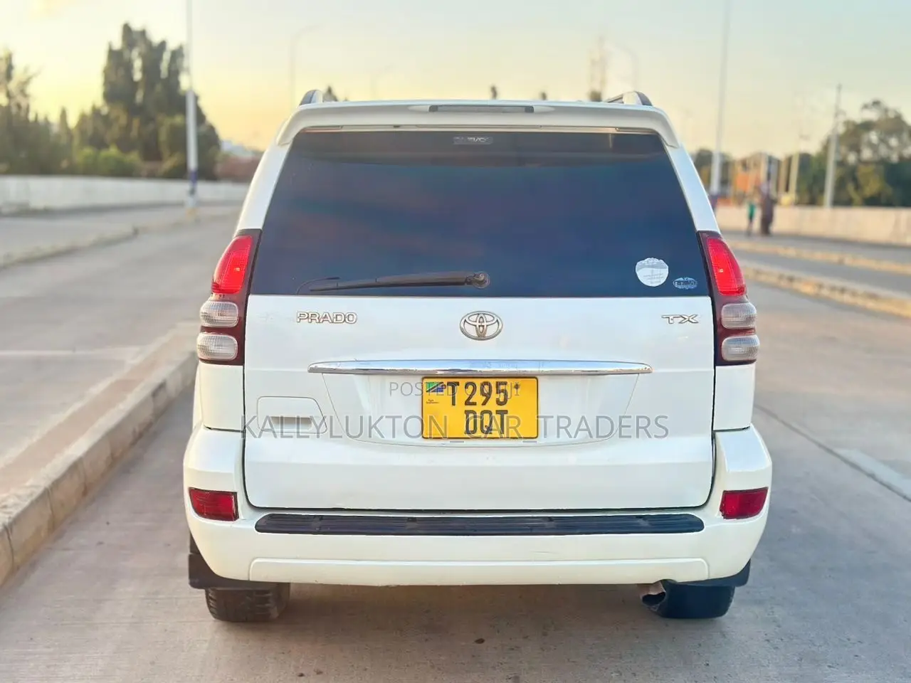 Toyota Land Cruiser Prado 2007 White