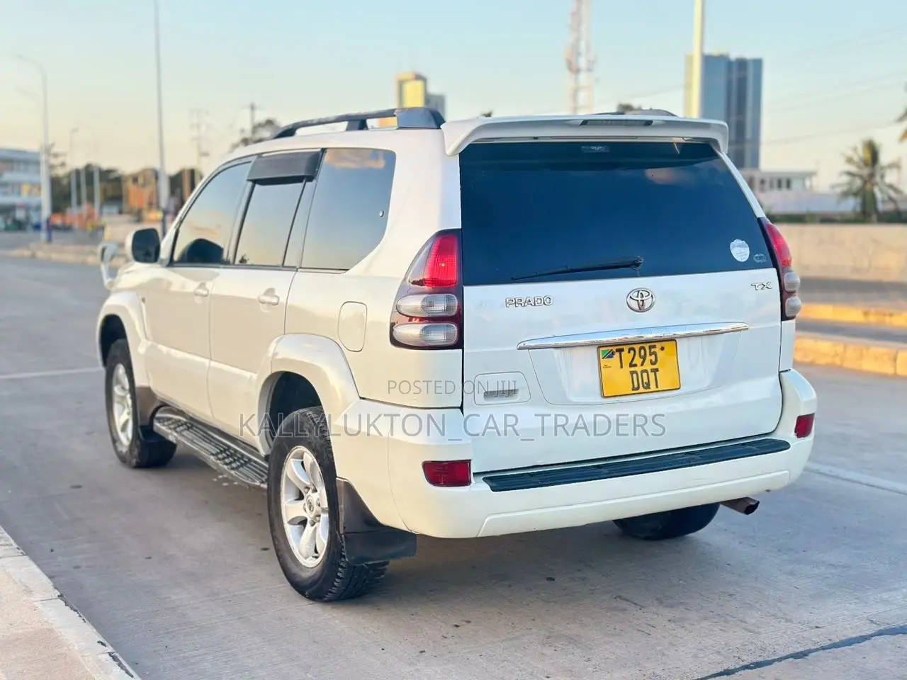 Toyota Land Cruiser Prado 2007 White