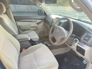 Toyota Land Cruiser Prado 2007 White