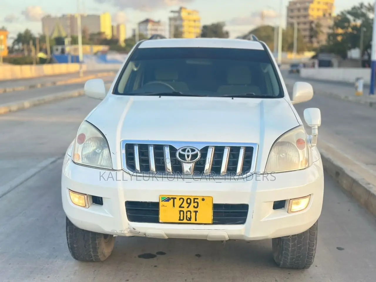 Toyota Land Cruiser Prado 2007 White