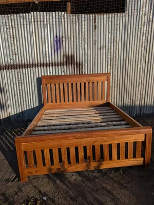 Bed 5/6 Color Brown